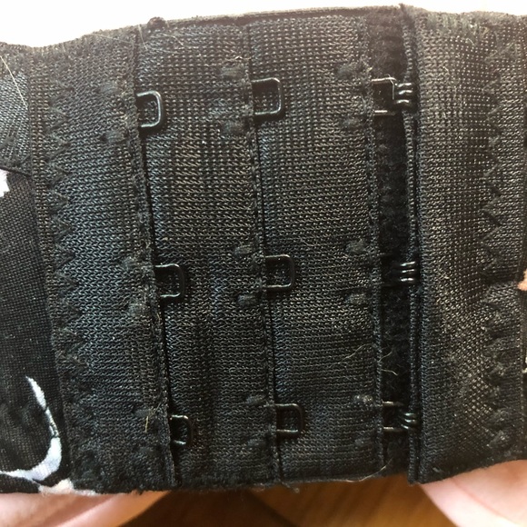 🌸 Pair of Laura Ashley Underwire Bras 🌸 - Picture 6 of 11